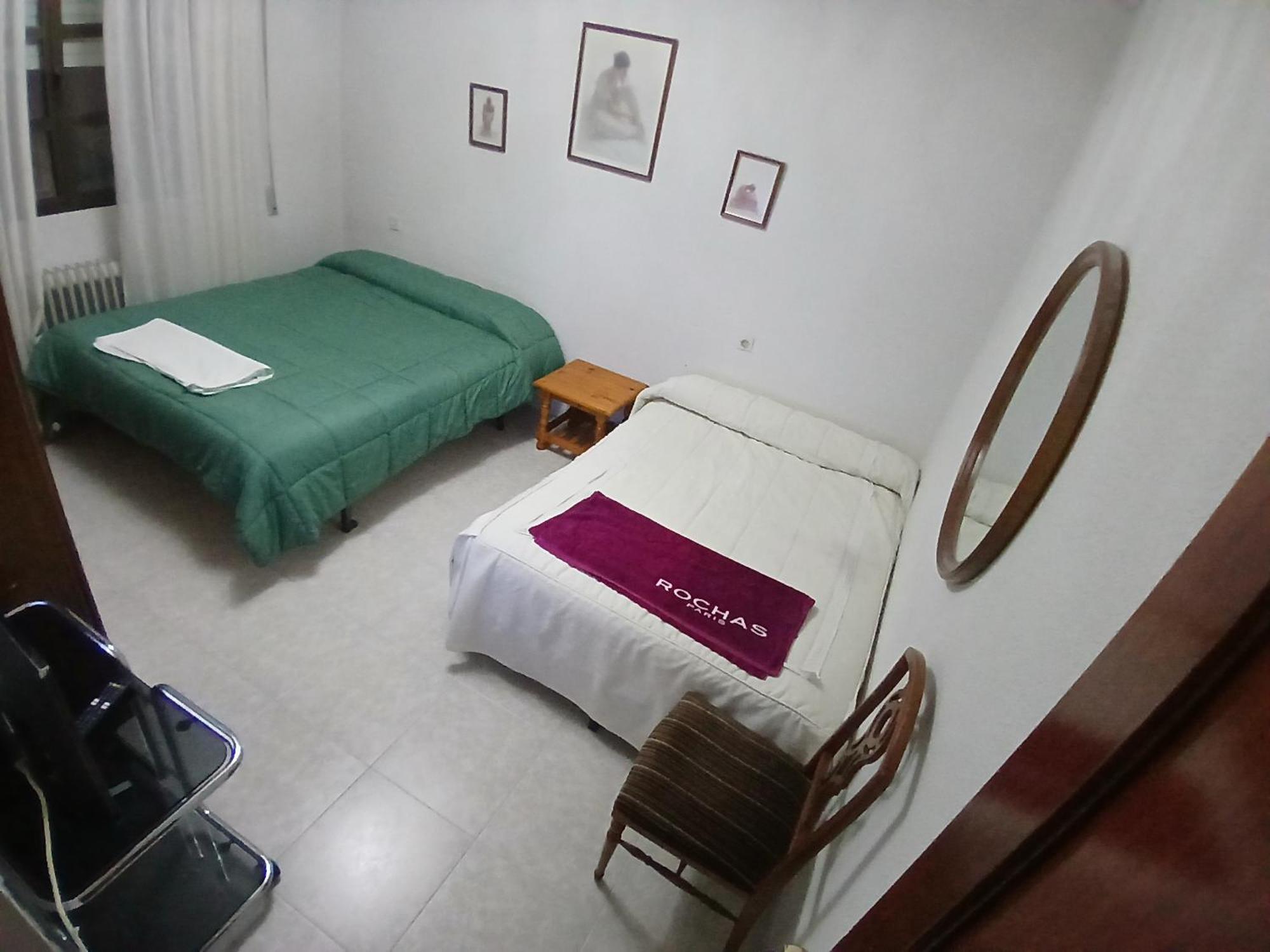 Habitacion Privada Familiar Toledo Exterior photo